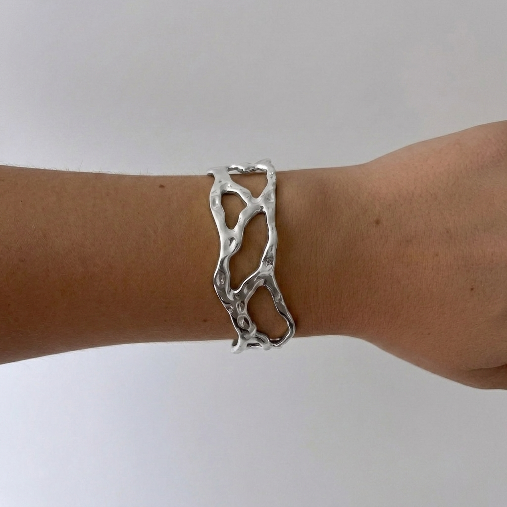 Mira Bracelet