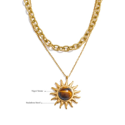 Pia Necklace