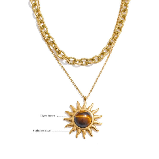 Pia Necklace