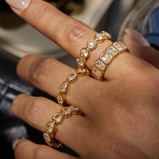 Lumi Crystal Ring