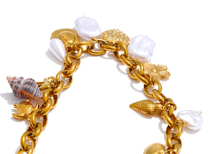 Vita Necklace
