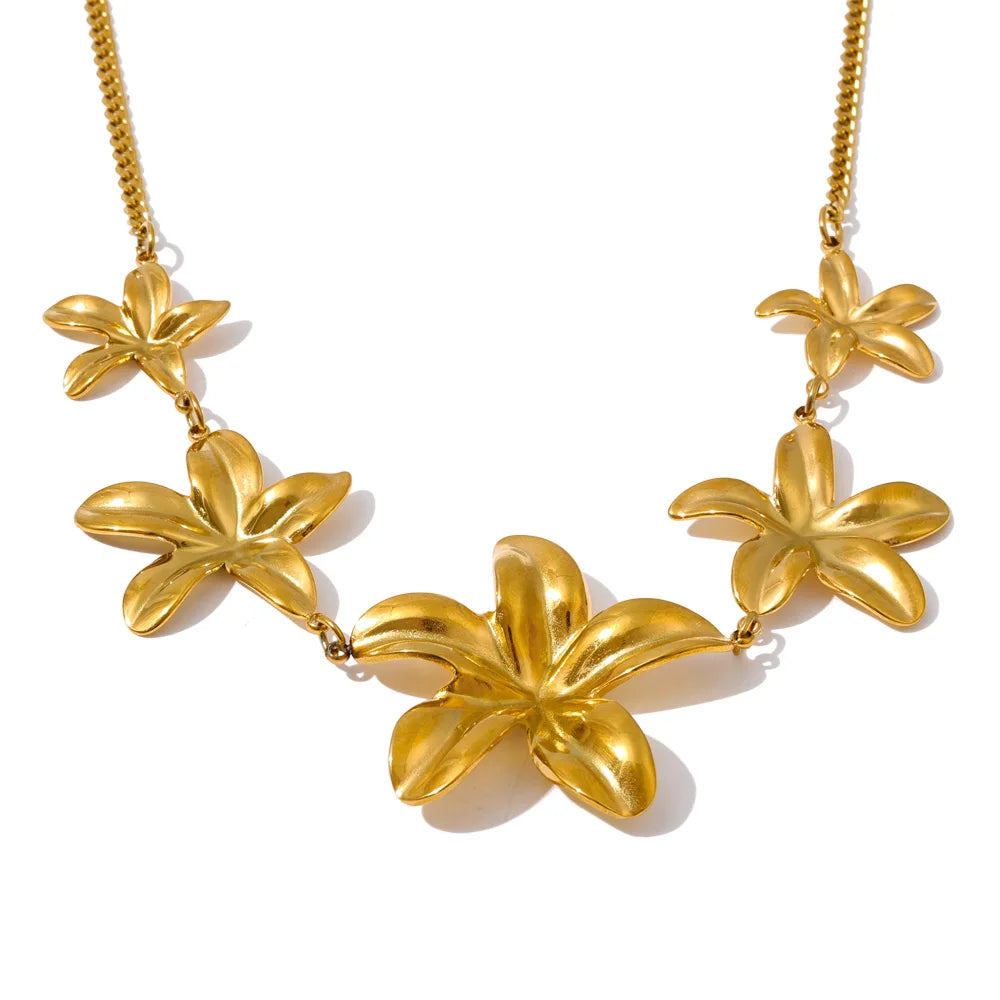 Kaia Necklace