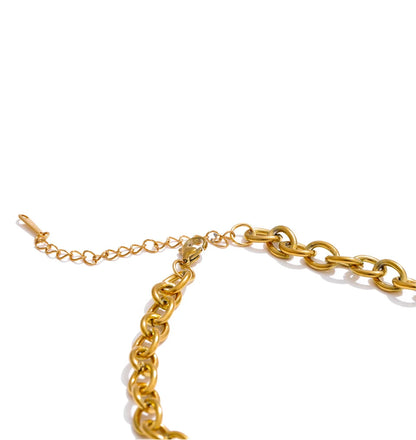 Solé Necklace