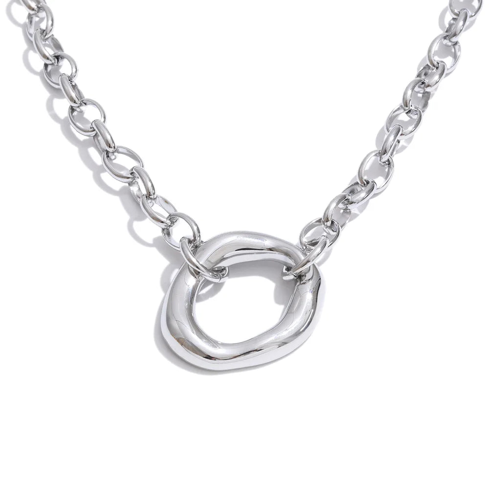 Oria Necklace