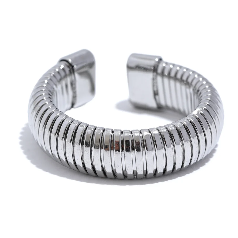 Riva Ring