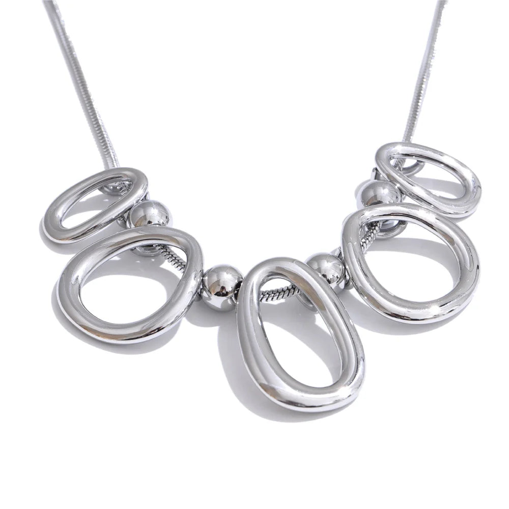 Eira Necklace