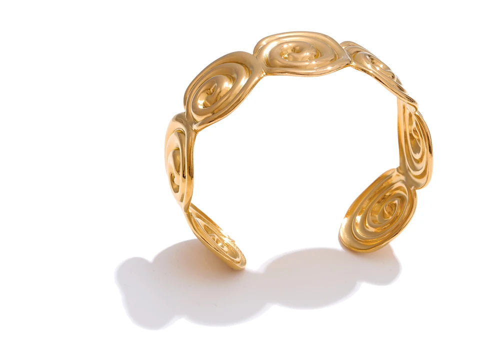 Solea Spiral Cuff