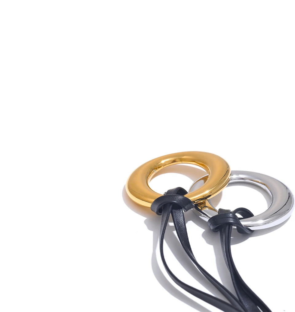 Arlo Necklace