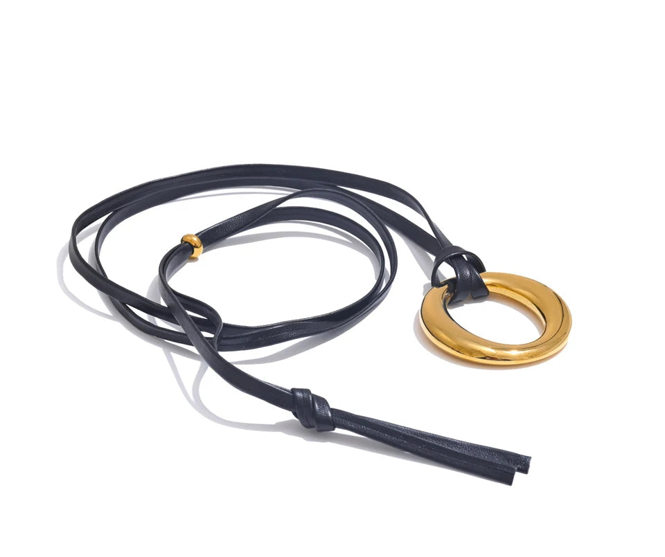 Arlo Necklace