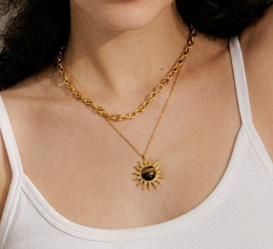 Pia Necklace